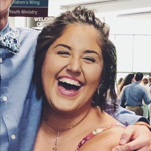 Meet your Posher, Sara